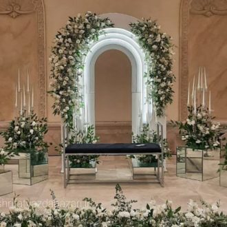 جایگاه اجاره‌ایی عروس و داماد بکگراند مناسب نامزدی و عقد و عروسی اجرای شیک جایگاه و سفره عقد