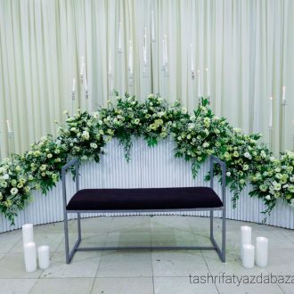 جایگاه اجاره‌ای برای دیزاین مراسم عروسی نامزدی و تولد با باکس چوبی گلارایی و شمع‌ارایی جذاب